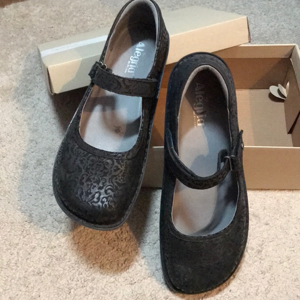 Cute Allegria shoes with Victorian filigree design